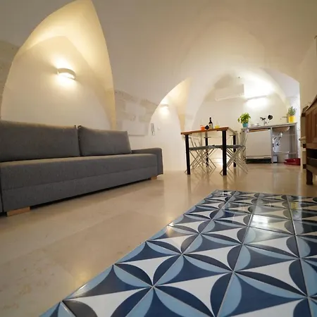 Blu Cielo Terra - Nel Cuore Della Citta' Bianca